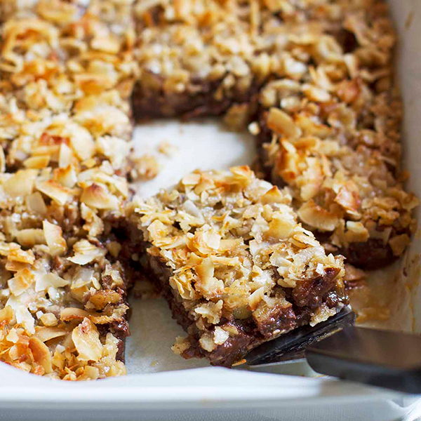 Caramel Coconut Chocolate Chip Bars